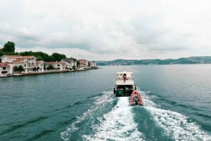 İstanbul: Small-Group Sunset Cruise & Audio Guide w/Snack
