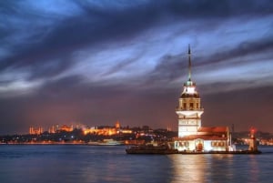 Istanbul: A short trip along the Bosphorus in the evening