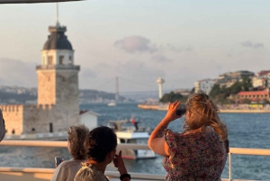 Istanbul: Daytime or Sunset Sightseeing Cruise & Audio Guide