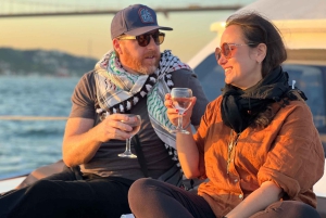Istanbul: Sunset Yacht Cruise on the Bosphorus with Transfer