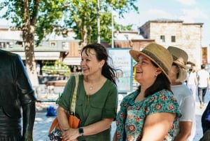 Istanbul: Taste of Two Continents Food Tour