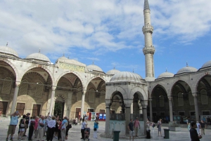 Istanbul: Full Day Private Guided Tour for Iconic Landmarks
