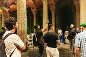 Istanbul: Topkapi, Hagia Sophia and Basilica Cistern Tour