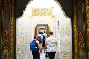 Istanbul: Topkapi, Harem Small Group Guided Tour & Historian