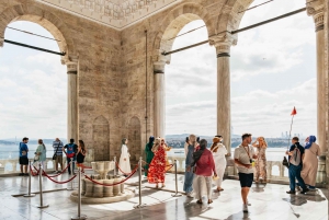 Istanbul: Topkapi Palace and Harem Guided Tour with Ticket