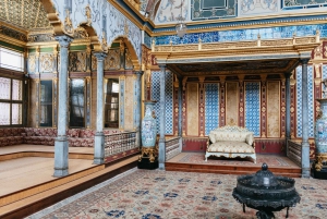 Istanbul: Topkapi Palace and Harem Guided Tour with Ticket