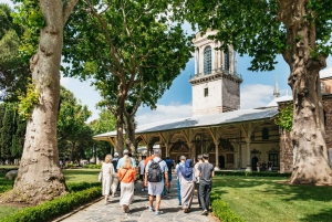 Istanbul: Topkapi Palace and Harem Guided Tour with Ticket