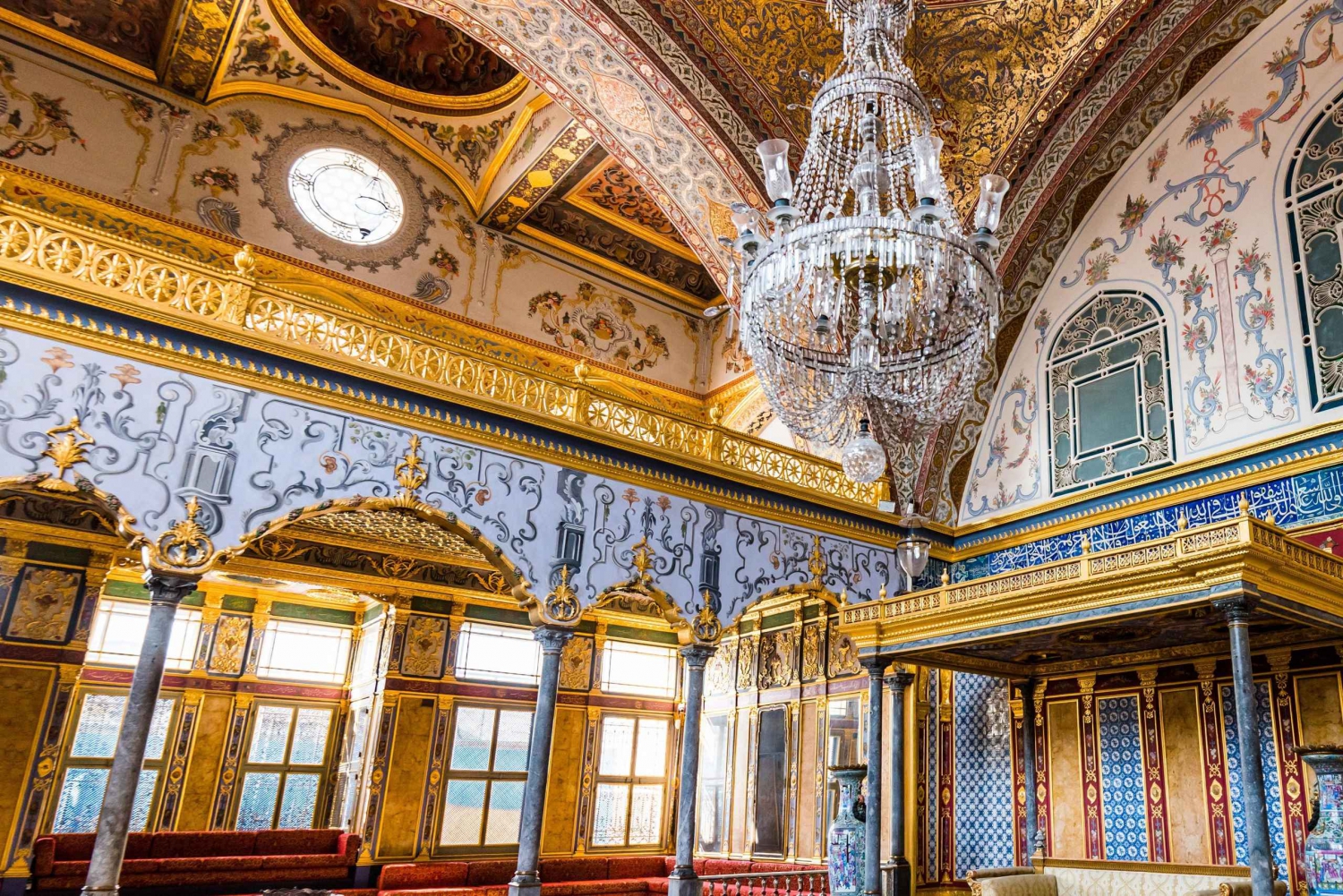 Istanbul: Topkapi Palace and Harem Museum Tour with Ticket