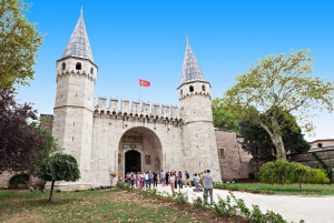 Istanbul: Topkapi Palace Tour with Skip the ticket lines