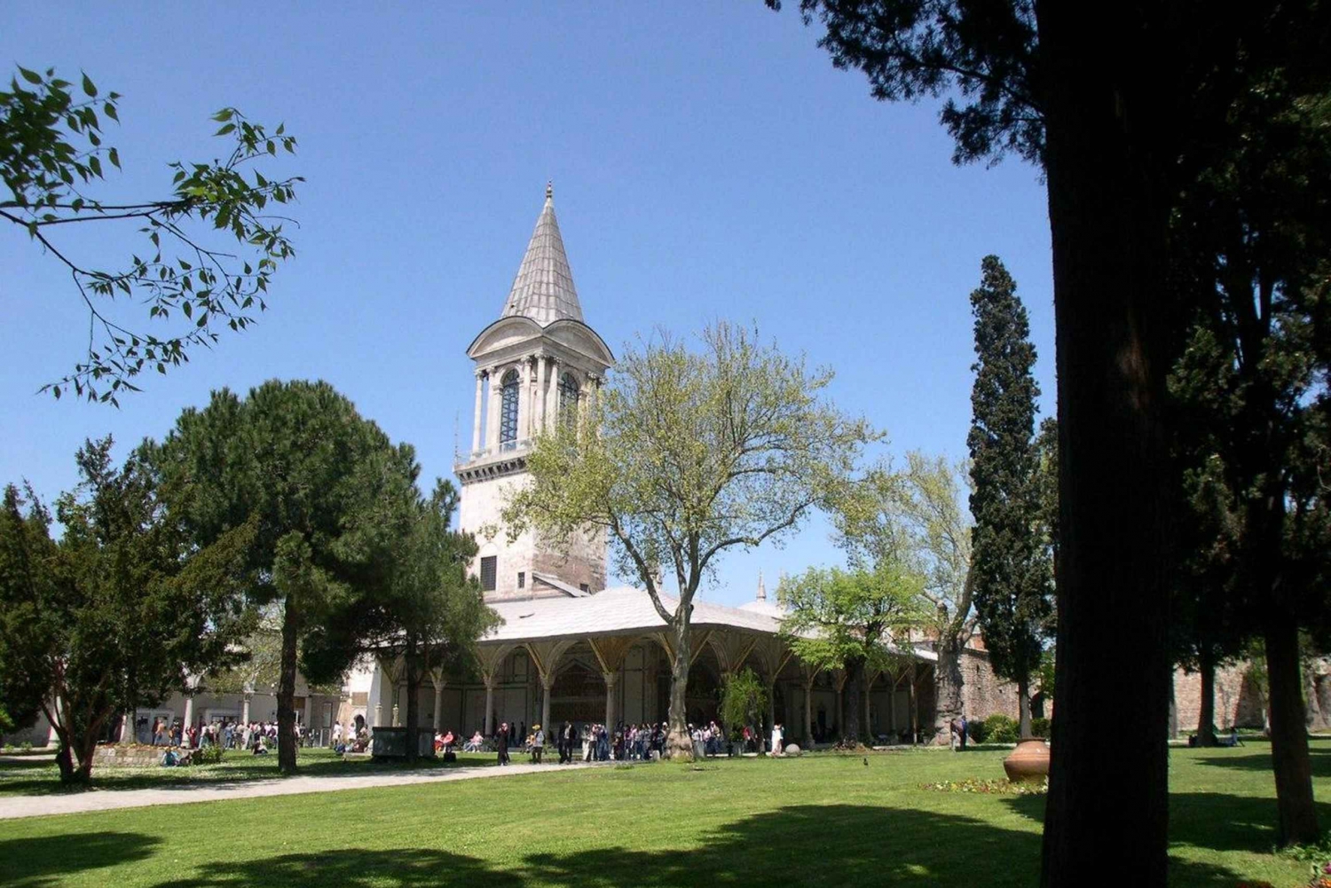 Istanbul: Topkapi Palace and Harem Ticket with Audio Guide
