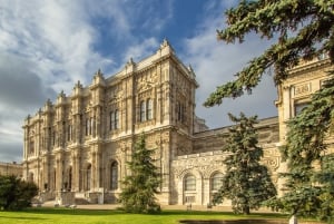 Istanbul: Topkapi Palace & Dolmabahce Palace Combo Ticket
