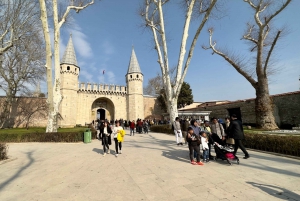 Blue Mosque, Topkapı Palace and Harem Guided Tour