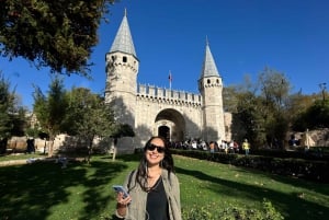 Topkapi Palace and Harem Skip-the-Line-Tickets & Audio Guide