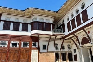 Topkapi Palace and Harem Skip-the-Line-Tickets & Audio Guide