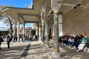 Topkapi Palace and Harem Skip-the-Line-Tickets & Audio Guide