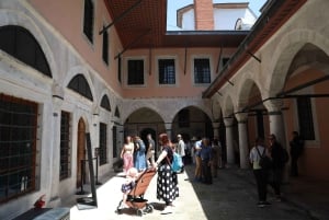 Topkapi Palace and Harem Skip-the-Line-Tickets & Audio Guide