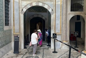 Topkapi Palace & Harem, Skip-the-Line SMALL GROUP