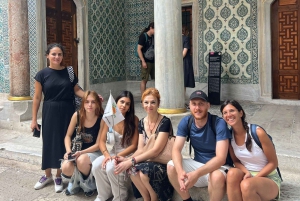 Topkapi Palace & Harem, Skip-the-Line SMALL GROUP