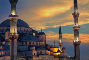 Istanbul: Tour of Hagia Sophia and Blue Mosque By Night