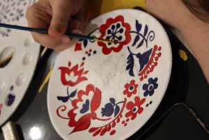 Istanbul: Traditional Turkish Ceramic Art at a Lovely Studio
