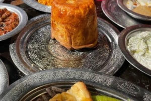 Istanbul: Traditional Turkish Dinner and Dervish Experience