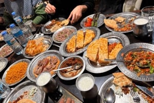 Istanbul: Traditional Turkish Dinner and Dervish Experience