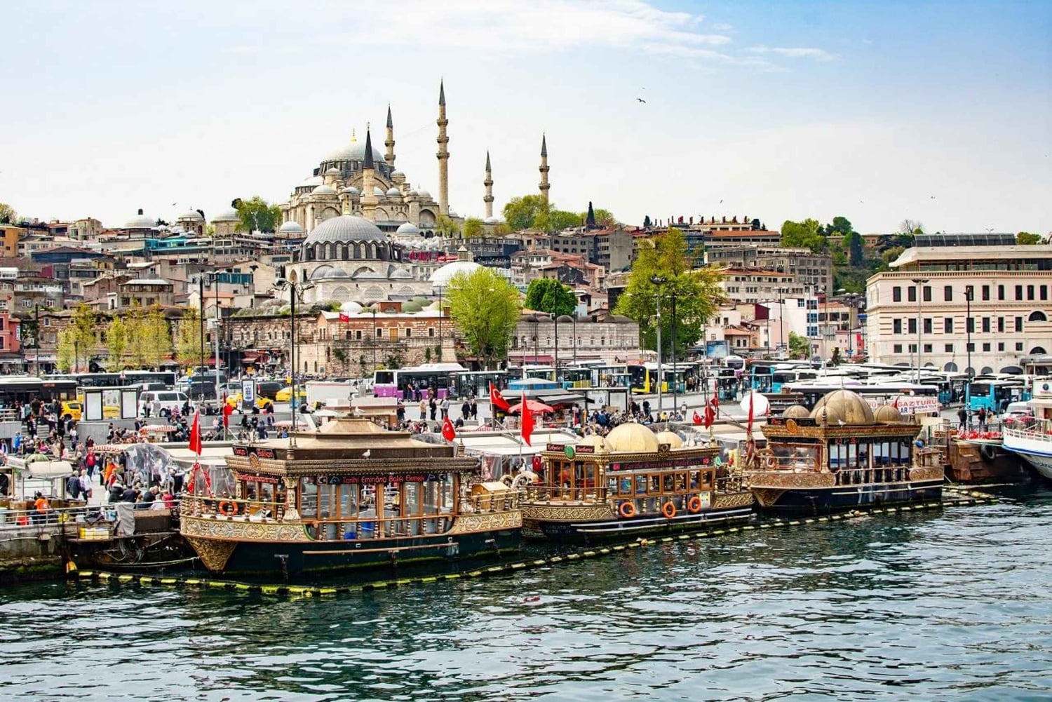 Istanbul: Turkish Food Tour in Kadikoy Across the Bosphorus