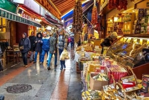 Istanbul: Turkish Food Tour in Kadikoy Across the Bosphorus