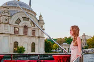 Istanbul: Turkish Night Bosphorus Cruise with Private Table