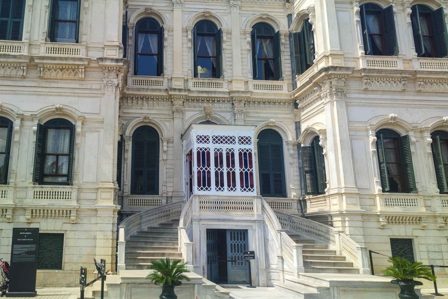 Istanbul: Yildiz Palace & Museum Skip the Ticket Line Entry