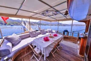 Kas: Limanagzi Beach & Island-Hopping Boat Tour with Lunch