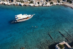 Kaş: Private Kekova Boat Tour with Lunch