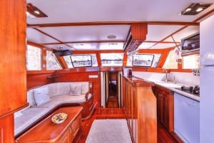 Kaş: Private Kekova Boat Tour with Lunch