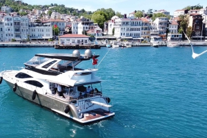 Luxury Private Yacht Rental
