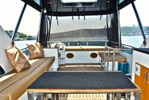 Luxury Private Yacht Rental