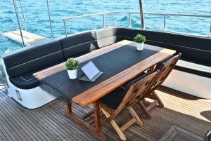 Luxury Private Yacht Rental