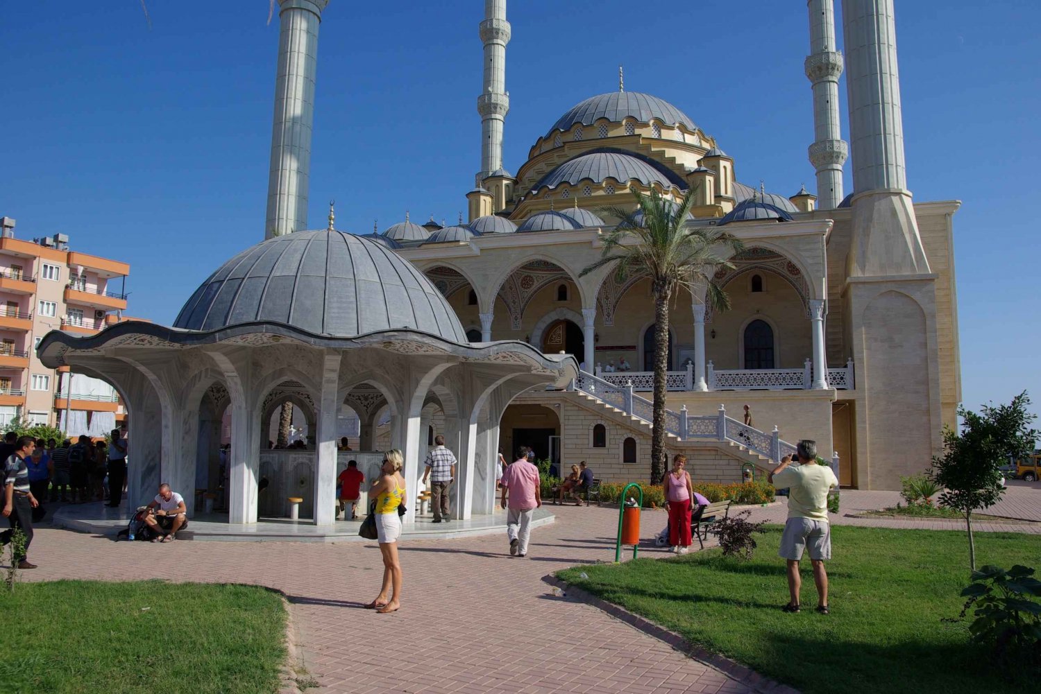 Manavgat River Cruise and Bazaar Tour w/ Lunch