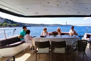 Morning Bosphorus Cruise with Topkapi Palace & Grand Bazaar