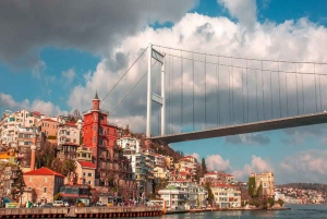 Private Bosphorus Yacht Tour Istanbul