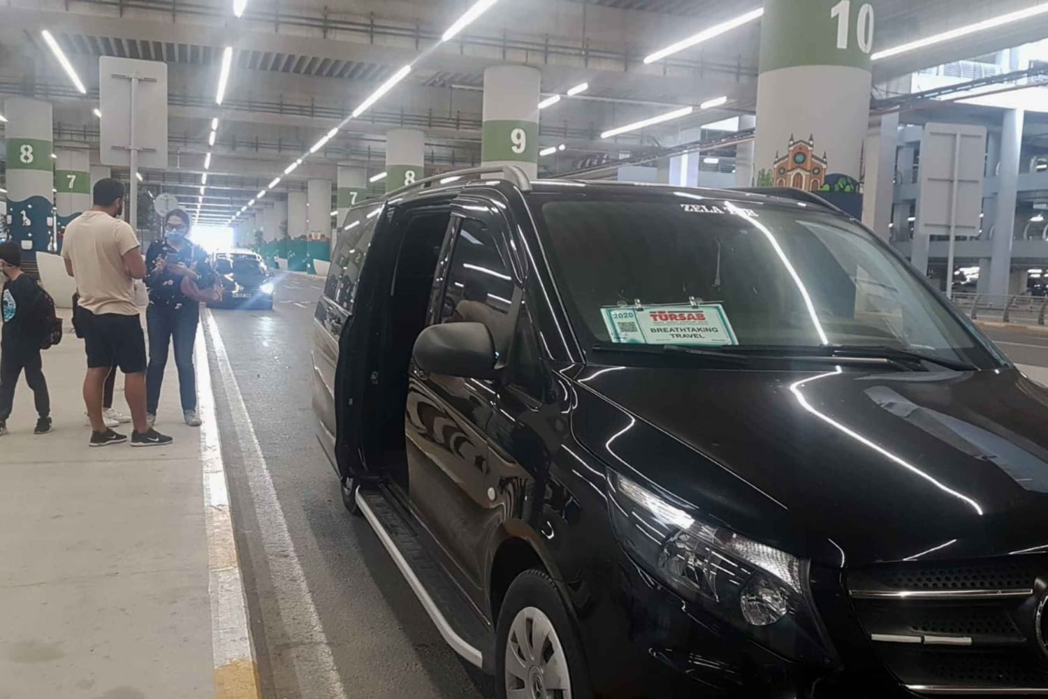 Private Istanbul Sabiha Gokcen Airport (SAW) Transfer