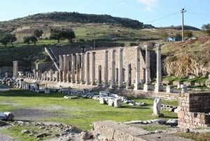 Private Pergamon Day Tour from Istanbul by Plane
