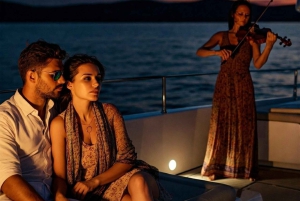 Romantic Night on the Bosphorus : Yacht Cruise