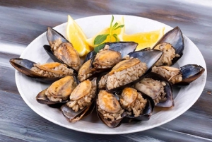 Sights and Bites in Two Continents