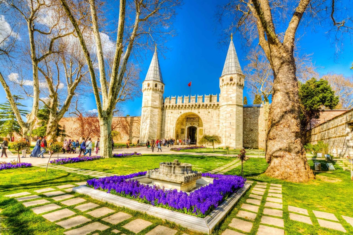Topkapi Palace and Harem Istanbul Fast-Track Tickets, Tour