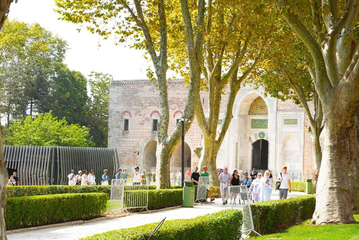 Topkapi Palace, Harem, & Hagia Irene Entry Ticket and Audio