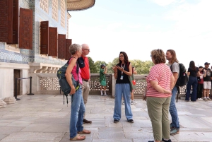 Istanbul: Topkapi Palace and Harem Museum Tour with Ticket