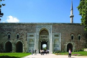 Topkapi Palace & Harem, Skip-the-Line SMALL GROUP