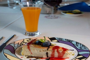 Istanbul Bosphorus Dinner Cruise Tour - Private Table