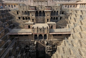 カジュラホ バラナシとの 10 日間のプライベート ラグジュアリー ゴールデン トライアングル