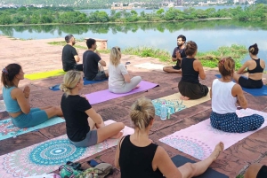 3 timers privat yoga- og meditasjonstur i Jaipur